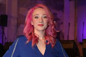 Tereza Mašková proslula nejen svým zpěvem, ale také růžovými vlasy. 