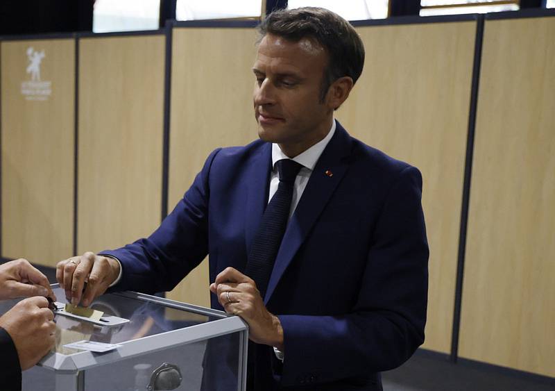 Francouzské parlamentní volby. Francouzský prezident Emmanuel Macron v Le Touquet 12. června 2022