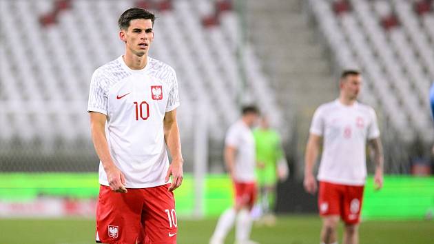 Fotbalisté Polska a Izraele drželi nepovolenou minutu ticha.