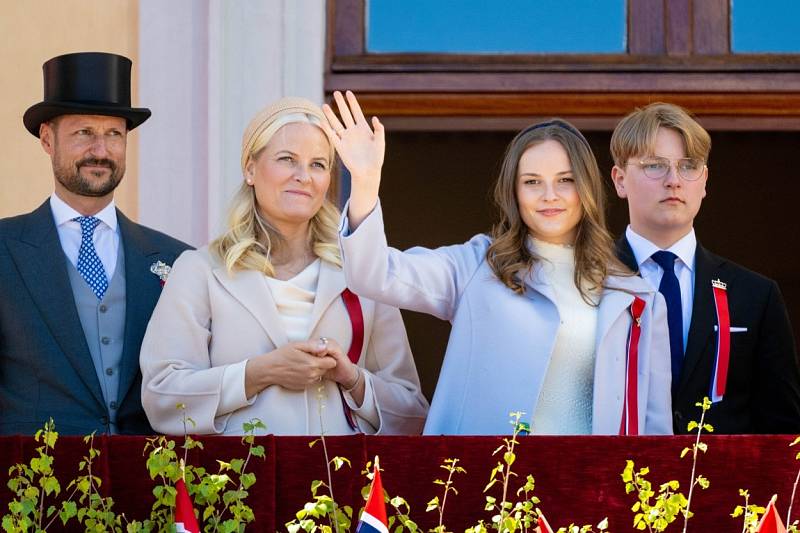 Norská princezna Ingrid (druhá zprava) je po svém otci druhou následnicí trůnu a zatím není pracujícím členem rodiny na plný úvazek.