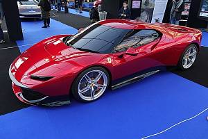 Ferrari SP38 je jedním z novějších skvostů automobilky Ferrari. V čase uvedení na trh auto stálo kolem 98 milionů korun.