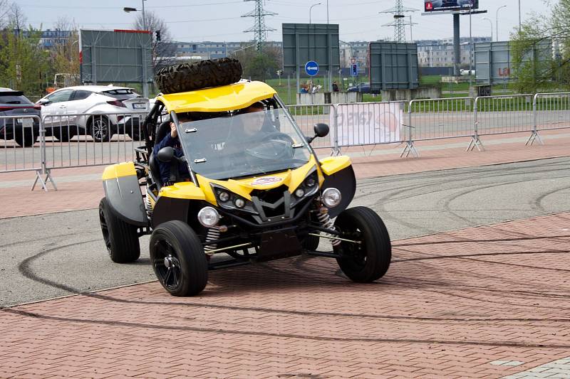 Auta na pražské Autoshow