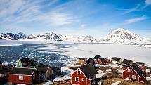Grónsko je největším ostrovem planety. Kvůli nehostinným podmínkám je však poměrně řídce obydleno.