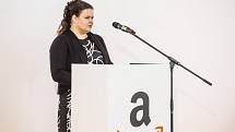 Sklad amerického internetového obchodu Amazon v Dobrovízi u Prahy zahájil 8. září plný provoz. Jana Krupičková, starostka Dobrovíze.