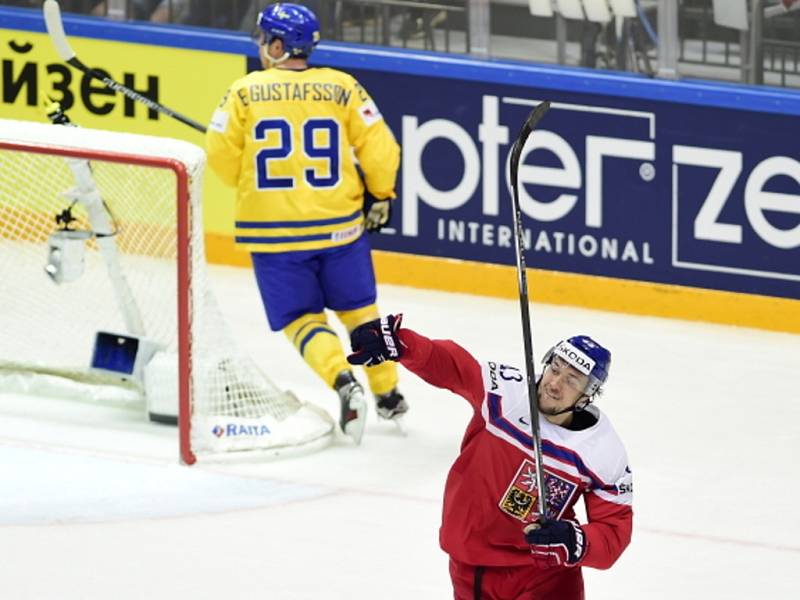Jan Kovář se raduje z vyrovnávacího gólu proti Švédsku.
