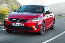 Opel šel cestou co nejnižší možné ceny, v základu nabízí tedy jediný motor.