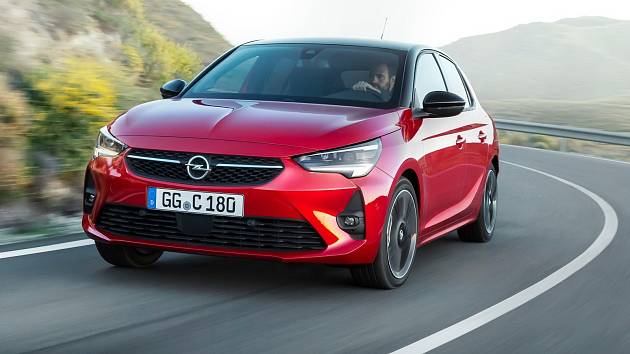 Opel šel cestou co nejnižší možné ceny, v základu nabízí tedy jediný motor.