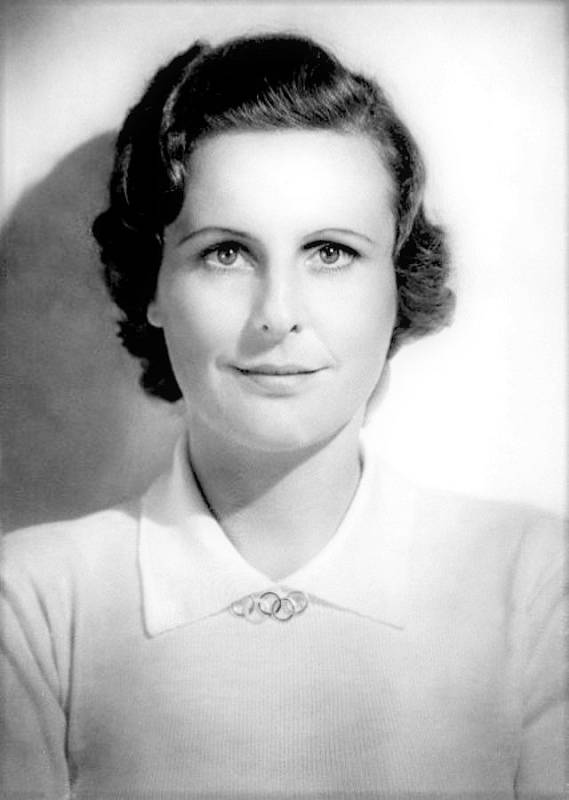 Režisérka, herečka, fotografka a tanečnice Leni Riefenstahlová dodnes patří mezi nejkontroverznější postavy dějin 20. století