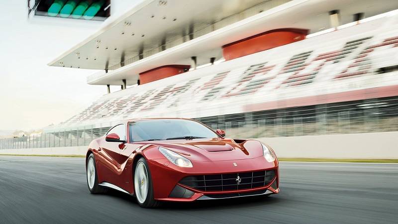 Cestovní kupé od Ferrari možná neskončilo tak vysoko, jak bychom čekali. F12 Berlinetta patří páté místo celkově.