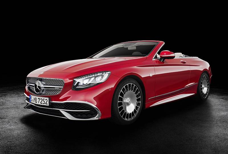 Mercedes-Maybach S 650 Cabriolet.