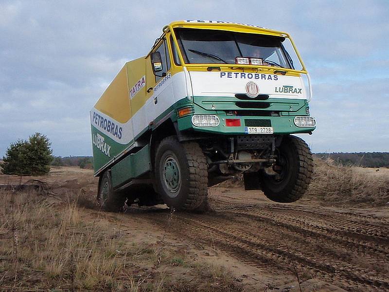 Letka Racing Team testuje Tatry pro Tomáše Tomečka a Brazilce André de Azeveda pro Rallye Dakar 2008.