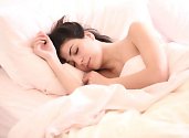 Vědci si myslí, že podle toho, jak člověk spí, lze predikovat, kdy umře. 