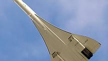 Poslední let. Concorde registrace G-BOAF na posledním letu 26. listopadu 2003, kdy stroj přeletěl z londýnského Heathrow na letiště Filton u Bristolu, kde je dnes letoun vystavený v muzeu