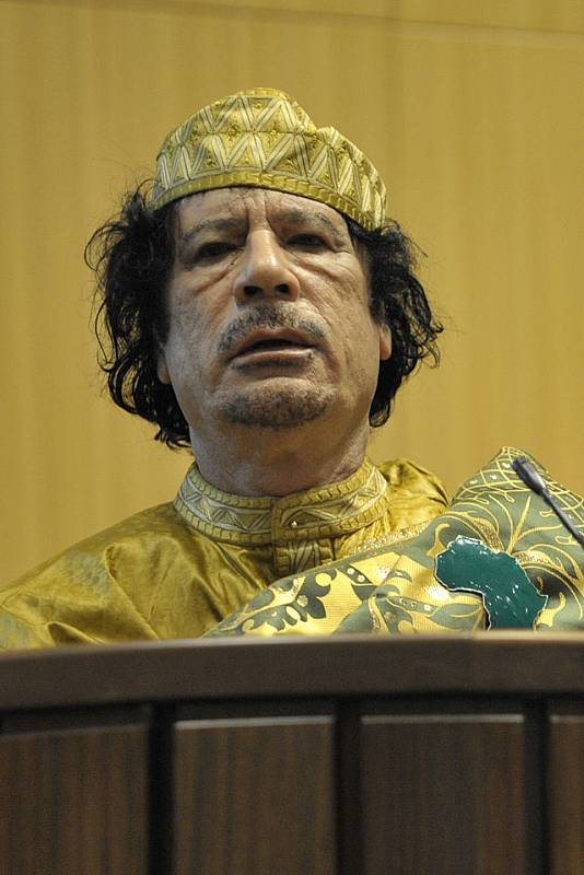 Muammar Kaddáfí na mezinárodním summitu v roce 2009
