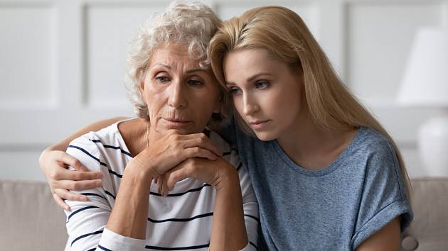 Podle odhadů postihuje demence až pět milionů lidí v Evropě, dvakrát častěji ženy než muže.