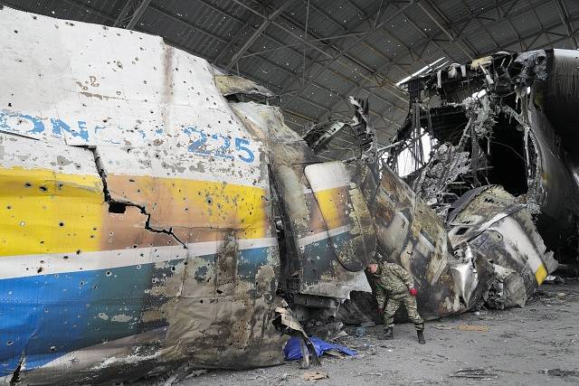Zničené letadlo Antonov An-225