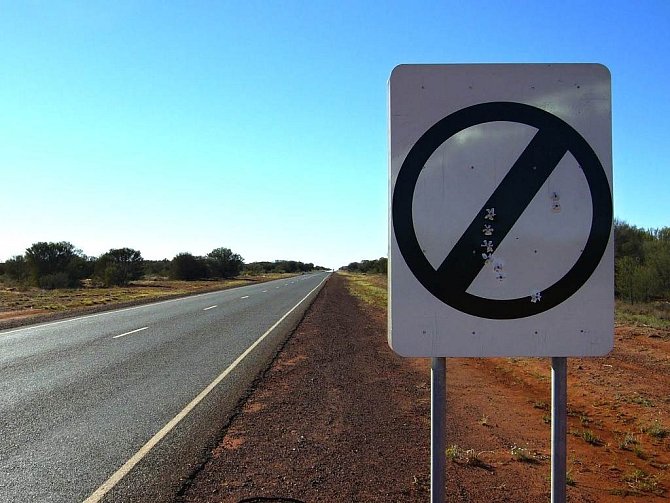Australané rozšíří úseky dálnice bez rychlostních limitů.
