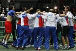 Český daviscupový tým slaví vítězství ve finále Davis Cupu proti Španělsku.