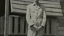 Podplukovník William Scott, velitel Gull Force na Ambonu. Masakr přežil a dožil se osvobození. Snímek ze srpna 1945