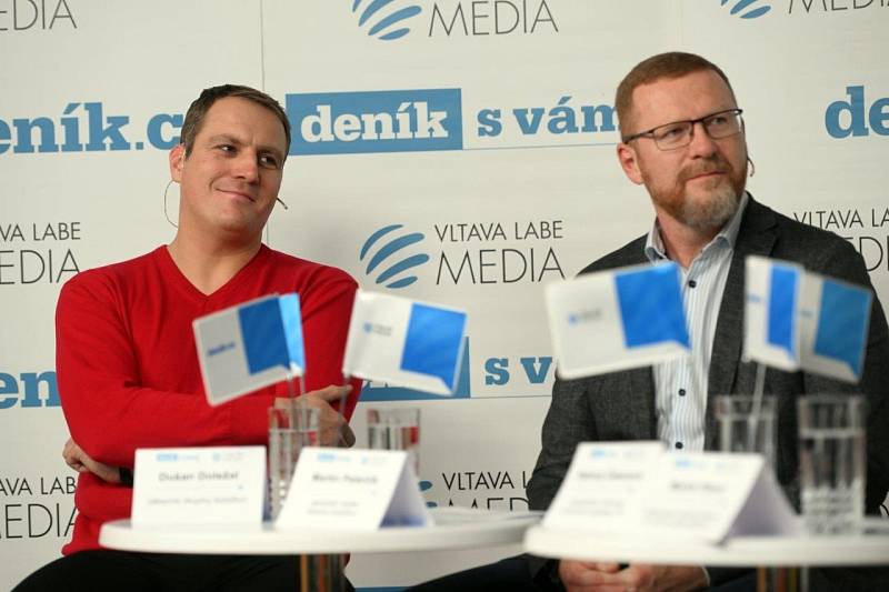 Debata Deníku o fotovoltaických elektrárnách.