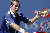 Radek Štěpánek nestačil v neděli v New Yorku na Rogera Federera.