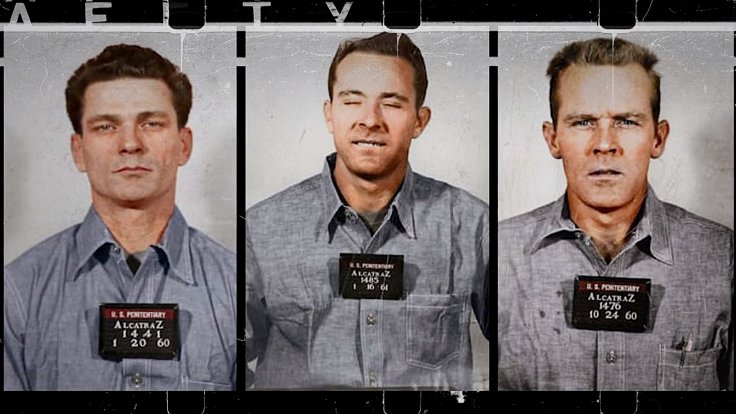 Zleva Frank Lee Morris, Clarence Anglin a John Anglin. Dokázala se tato trojice vězňů dostat z Alcatrazu?