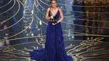 Brie Larsonová s cenou pro nejlepší herečku