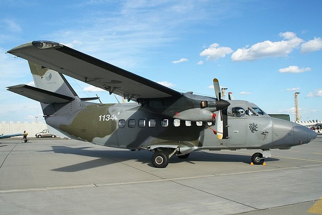 242. transportní a speciální letka, 8 x L-410 Turbolet