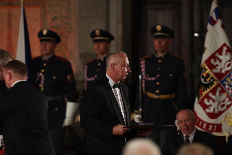 Předávání státních vyznamenání 28. října na Pražském hradě