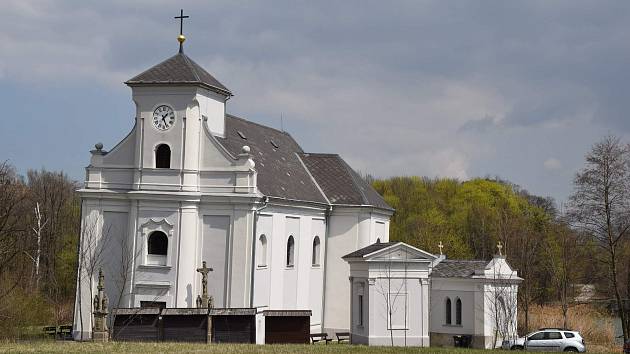 Kostel sv. Petra z Alkantary na jaře 2022.