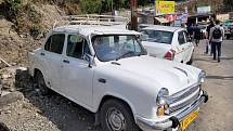 Prvním indickým vozem byl Hindustan. Dodnes mnohé jezdí