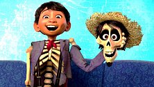 COCO. Mezi animovanými filmy se utká o cenu americký poetický snímek inspirovaný osobitou mexickou tradicí uctívání mrtvých.