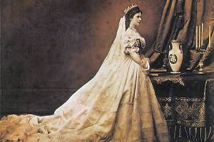 Sissi v roce 1867. Byla mimořádně krásná, kromě dlouhých vlasů na ní lidé obdivovali čistou pleť a vysokou štíhlou postavu