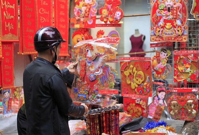 Čína oslavila příchod nového roku, je ve znamení kohouta