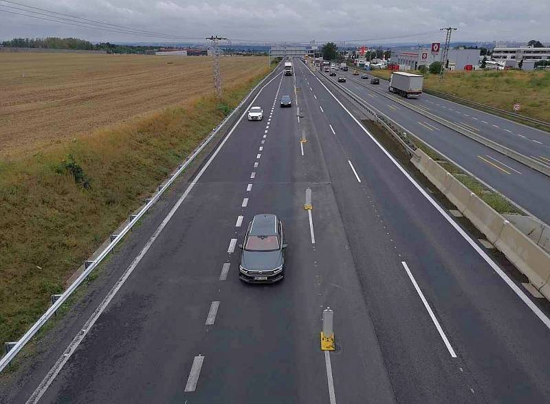 Dva nejvytíženější úseky v celé zemi jsou na začátku dálnice D1 u Prahy.