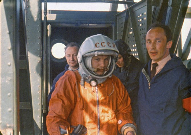 Jurij Gagarin ve skafandru SK-1, v němž 12. dubna 1961 uskutečnil první cestu do vesmíru