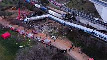 Tragická srážka vlaků u řeckého města Larissa, 1. března 2023. Desítky lidí zemřely, další desítky se zranily
