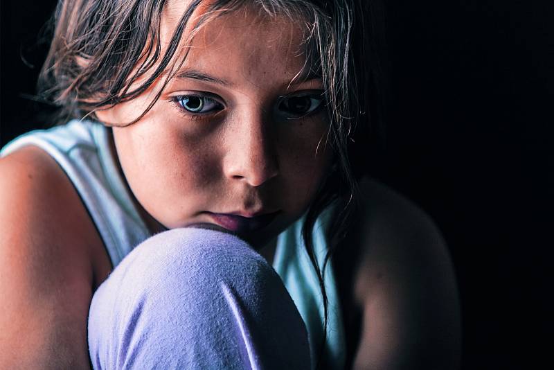 Díky kartě mohou lidé snadněji rozpoznat děti týrané, zneužívané, zanedbávané nebo ty, které dlouhodobě žijí v „toxickém“ domácím prostředí