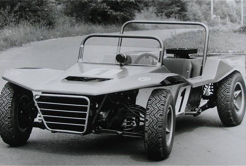 Historický snímek Škoda Buggy z Metalexu