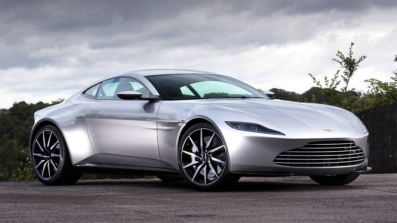 Aston Martin DB10.