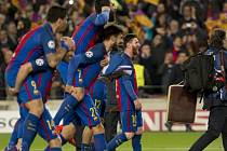 Barceloně se podařil neuvěřitelný obrat. PSG nasázela šest gólů a postoupila do čtvrtfinále Ligy mistrů.