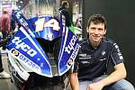 Dan Kneen se superbikem BMW.