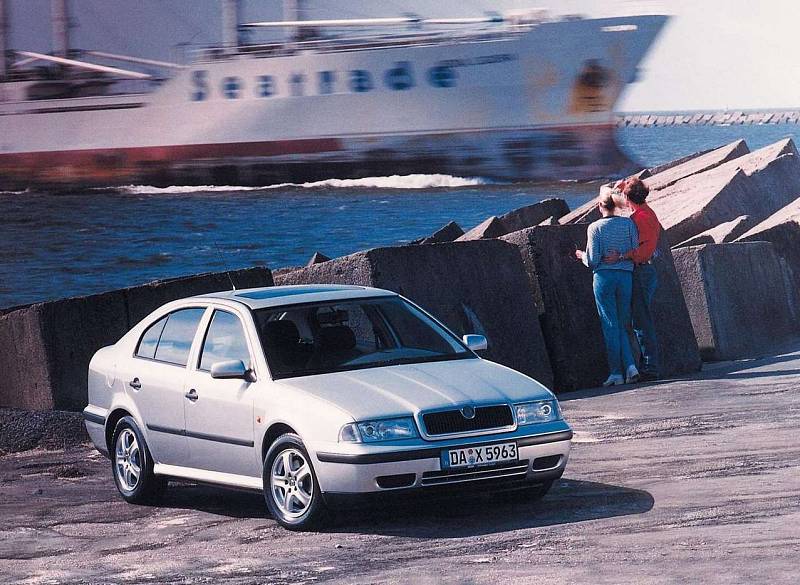 První generace Octavie z roku 1996 byla odrazovým můstkem Donckerwolkeho do světa velkých automobilových designérů.