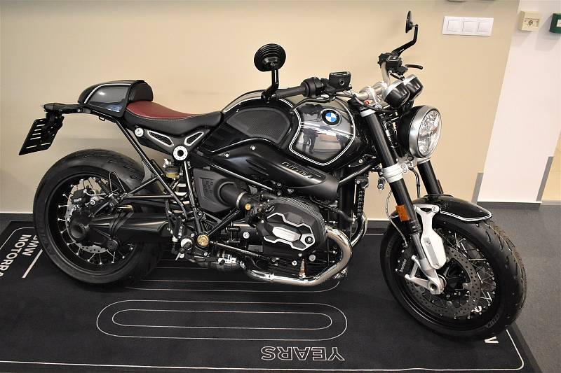 BMW R NineT v limitované edici ke sto letům divize BMR Motorrad