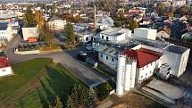 Provoz firmy Amylov Havlíčkově Brodě byl založen koncem 19. století na okraji města, dnes je však obklopen zástavbou ze všech stran. Vedení firmy sídlí ve vile, kterou si nechal postavit továrník F. E. Vonka roku 1898