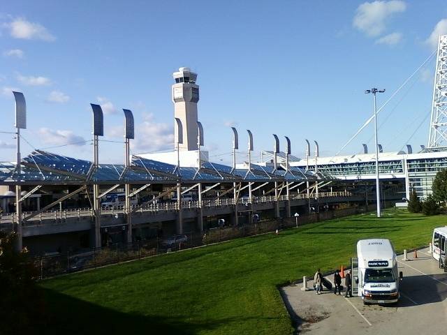 Terminál Hopkinsova mezinárodního letiště v Clevelandu