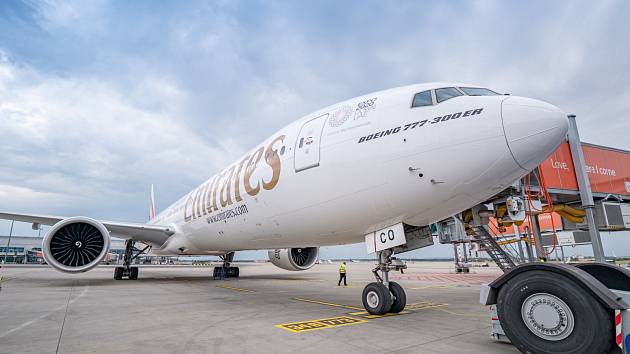 Společnost Emirates obnovila linku z Prahy do Dubaje