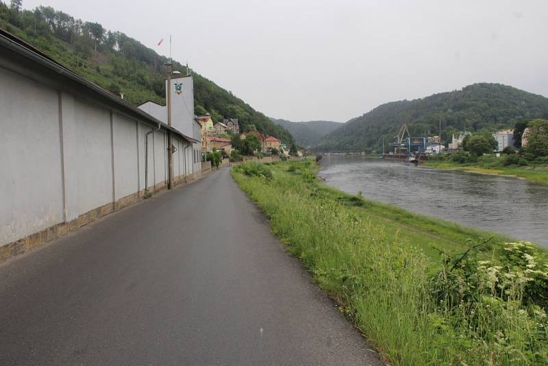 Na břehu mnohdy poklidného a mnohdy hrozícího Labe mají nově upravené zázemí hornožlebští hasiči. Rekonstrukci výrazně podpořila dotace z Evropské unie.