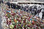 Útok ve Stockholmu. Lidé uctili památku obětem
