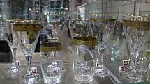 Krásu broušeného bezolovnatého křišťálu si můžete vychutnat v návštěvnickém centru sklárny Moser v Karlových Varech.